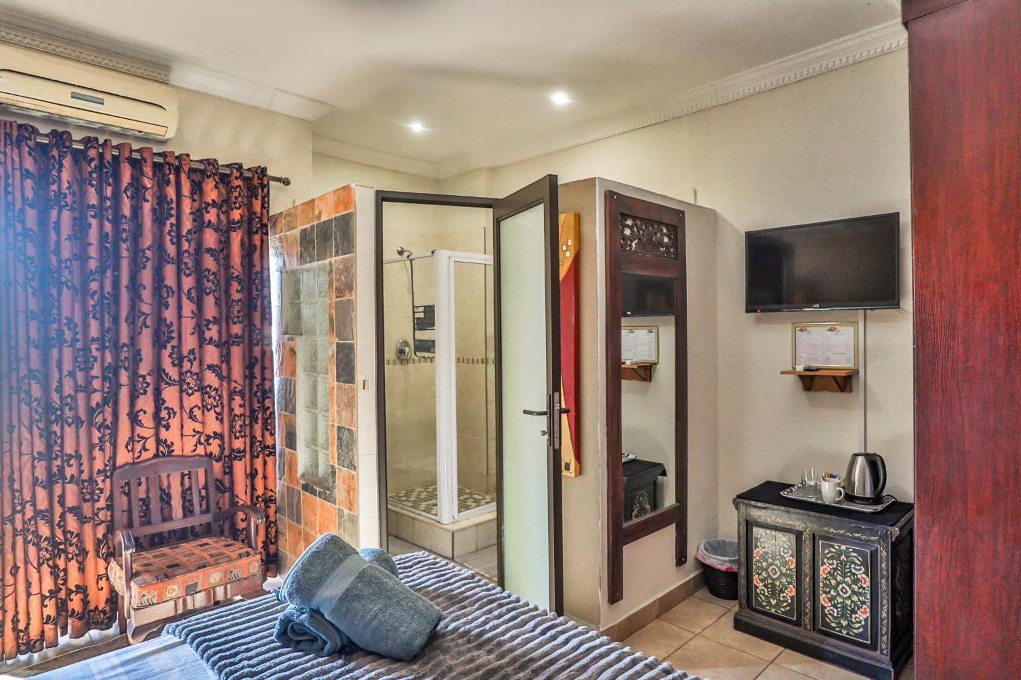 Sunset Ridge Guest House Рустенбург Екстериор снимка