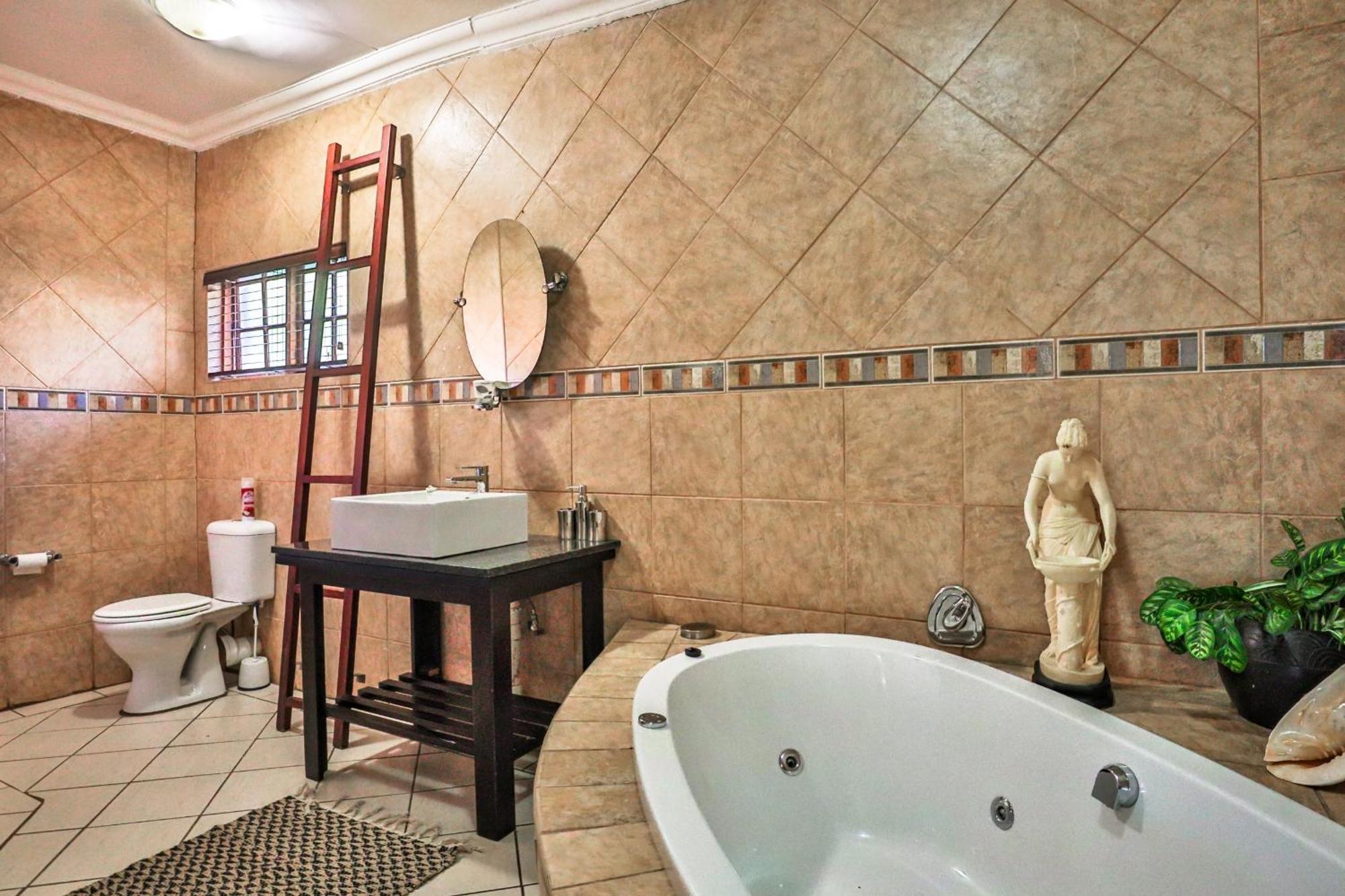 Sunset Ridge Guest House Рустенбург Екстериор снимка