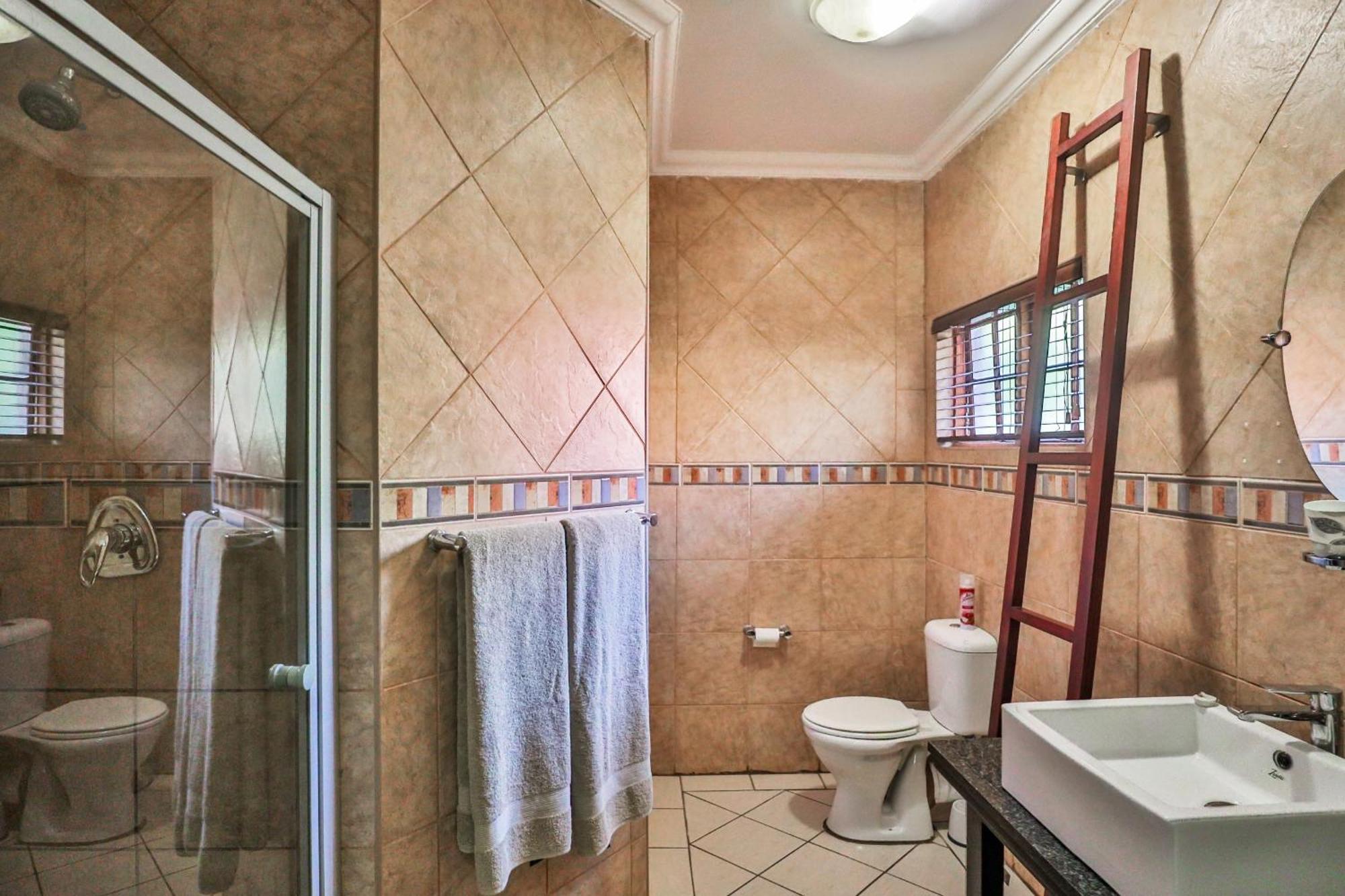 Sunset Ridge Guest House Рустенбург Екстериор снимка