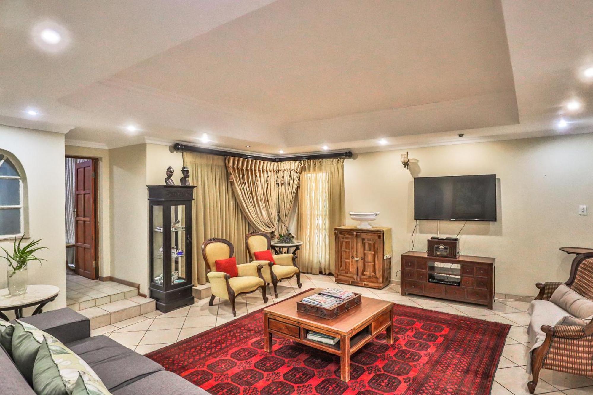 Sunset Ridge Guest House Рустенбург Екстериор снимка